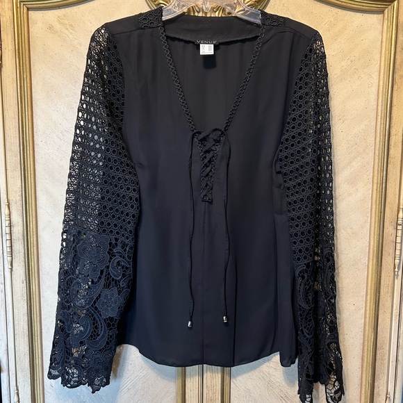 VENUS Large Semi Sheer Black Sexy V neck lace up front Floral Lace bell Sleeve - Picture 2 of 7